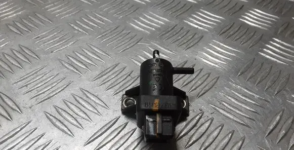Nissan Navara D23 Vacuum valve 8200762162