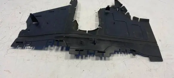 Opel Mokka B Intercooler air guide/duct channel 9840324580