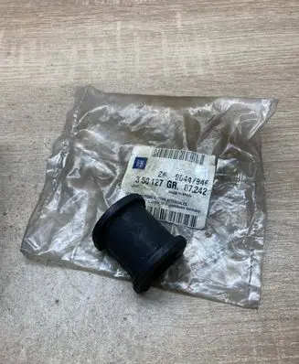 Opel Corsa B Front anti-roll bar/stabilizer link 90447916 90447946