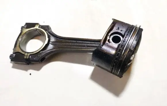 Mercedes-Benz C W202 Piston with connecting rod