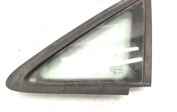 Volkswagen Touran I Front triangle window/glass 43R00048 DOT24M68AS2