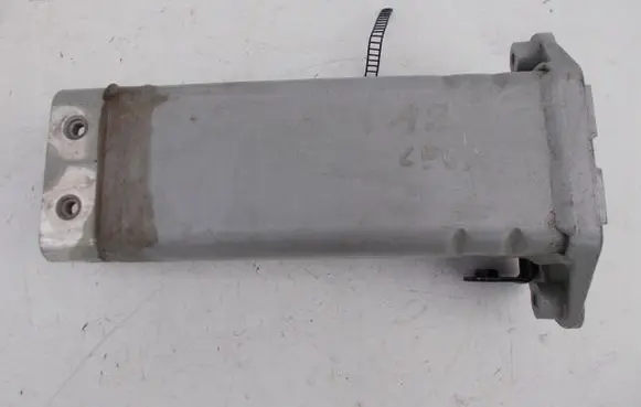 Audi A2 Quarter panel pressure vent 8ZO805119