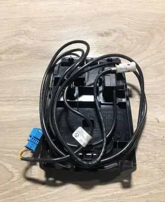 Mercedes-Benz A W176 USB socket connector A2468230411 1221411 0524610034