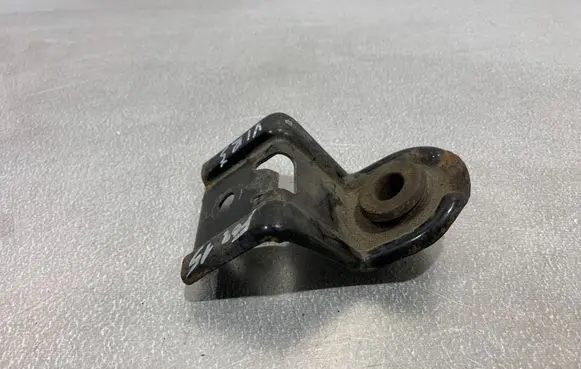 Subaru Forester SJ Radiator mount bracket