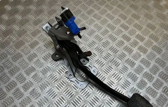 Mazda 6 Brake pedal GWH8