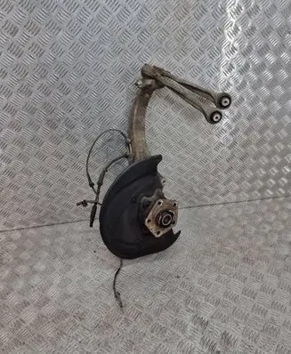 Audi Q7 4M Front wheel hub 4m0407559