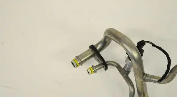 Volvo S80 Air conditioning (A/C) pipe/hose 30733937