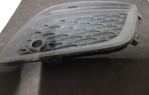 Volvo S60 Front fog light trim/grill 31290661