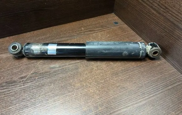 Iveco Daily 3rd gen Front shock absorber/damper FT11228