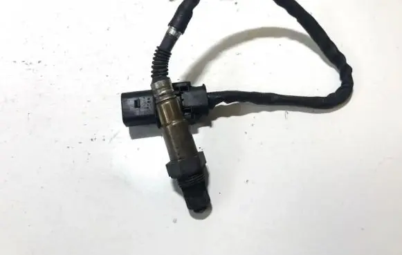 BMW 5 E60 E61 Lambda probe sensor 779159201 7791592-01