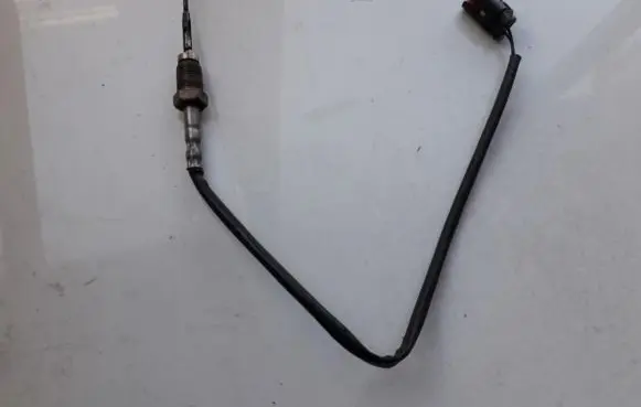 BMW 5 G30 G31 Exhaust gas temperature sensor 2657009080 265700-9080
