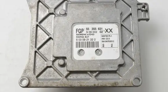 Opel Astra H Engine control unit/module 55355631