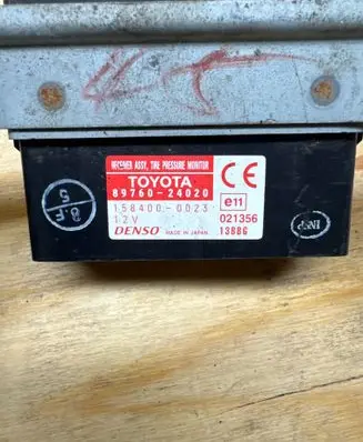 Lexus SC 430 Other control units/modules 89760-24020 158400-0023