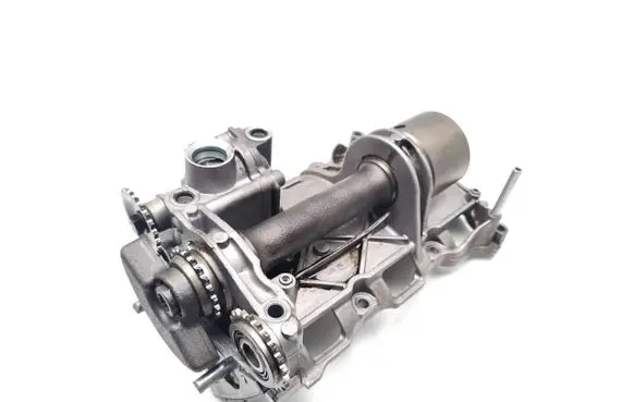 Volkswagen Polo V 6R Oil pump balance shaft 03P103127C