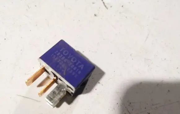 Toyota Corolla E120 E130 Other relay 28300-2800 86700-2300