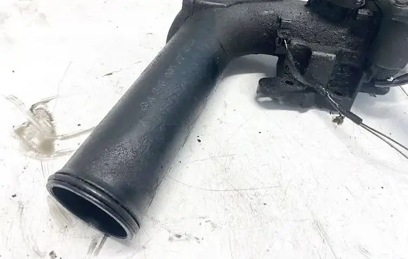 Mercedes-Benz Sprinter W906 Air intake hose/pipe A6460902737