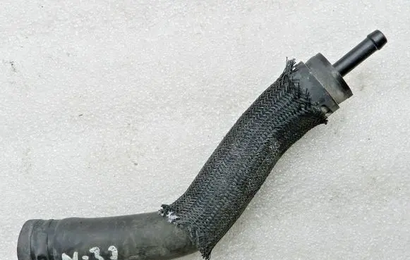 Nissan Qashqai Engine coolant pipe/hose 140554ED5D 140534ED5B