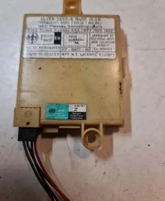 BMW 5 E39 Alarm control unit/module 8376993 52010404D DA5816012