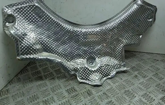 BMW M5 Heat shield in engine bay 7186960