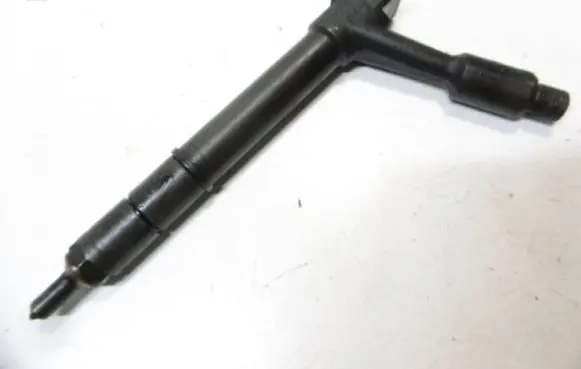 Opel Combo C Fuel injector TJBB01901D