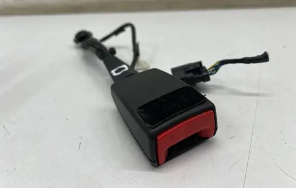 Ford Mondeo MK V Front seatbelt buckle DS73F61209