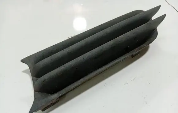 Front bumper lower grill