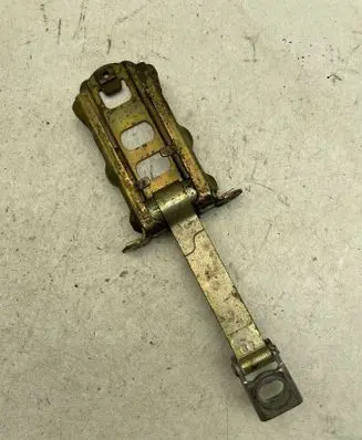 Mercedes-Benz E W210 Front door check strap stopper 