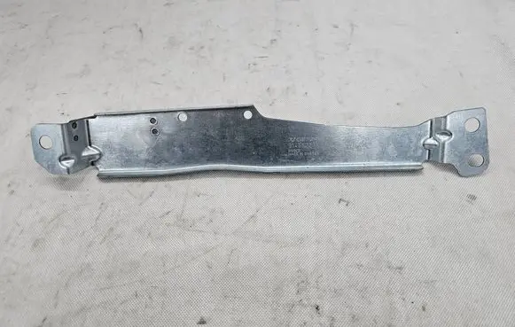 Volvo V60 Fender mounting bracket SPEED31468233 31468233