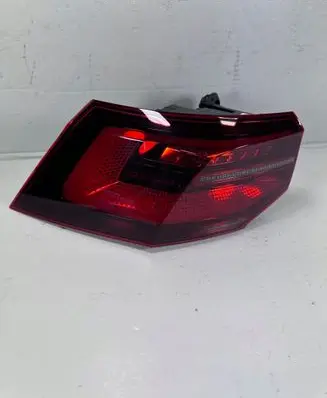 Volkswagen Golf VIII Rear/tail lights