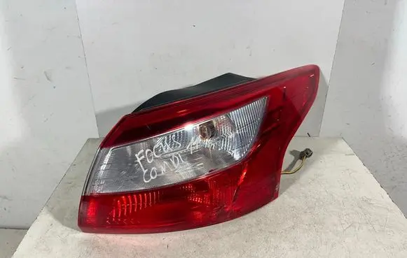 Ford Focus Rear/tail lights BM5113404C