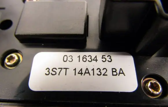 Ford Mondeo Mk III Electric window control switch 3s7t14a132ba
