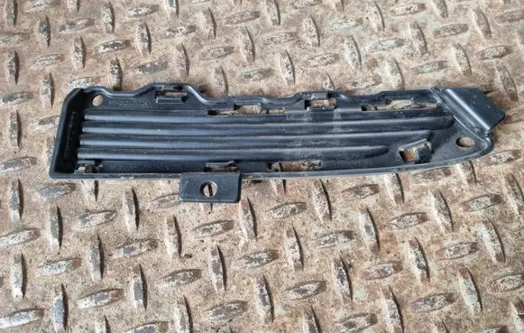 Mini One - Cooper F56 F55 Front bumper lower grill 7355240