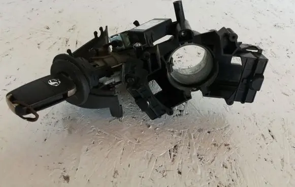 Opel Insignia A Ignition lock 313169S4