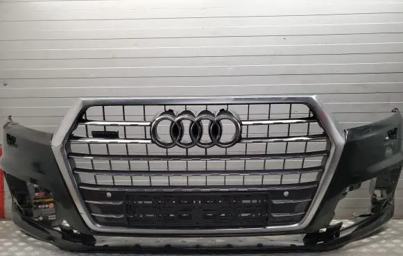 Audi Q7 4M Front bumper 4M0807096A 4M0807095A 4M0807437