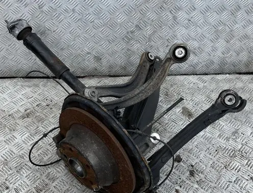 Mercedes-Benz E W212 Rear wheel hub