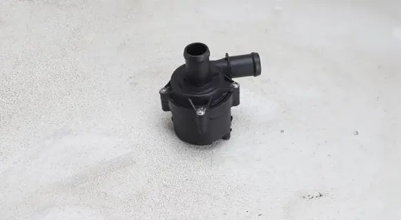Volkswagen Atlas Cross Sport Electric auxiliary coolant/water pump 5Q0965567B 3QF121599C