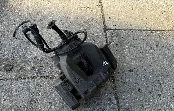 Rear brake caliper