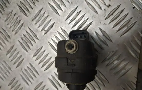 Headlight level adjustment motor