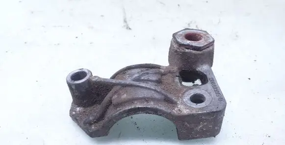 Mercedes-Benz CLS C219 Sway bar bush bracket, front A2113231226