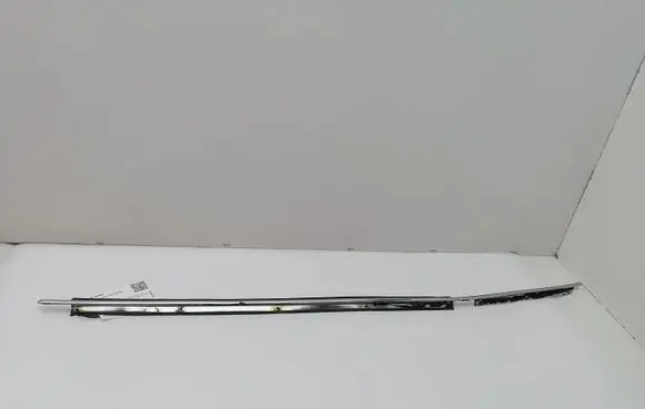 Jaguar XJS Front door glass trim molding 
