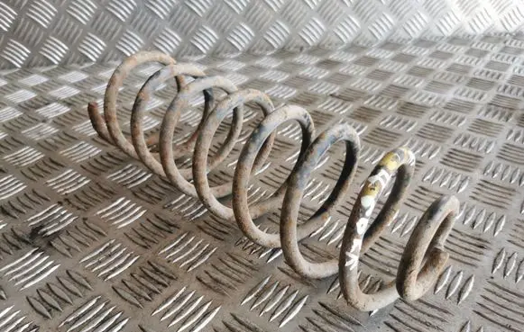 Volkswagen Golf II Rear coil spring