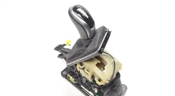 Volvo V40 Gear shifter/selector 31367681