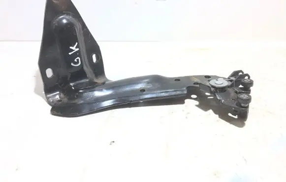 Chrysler Town u0026 Country V Sliding door middle roller runner 921AF