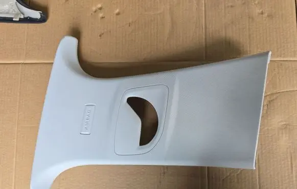 Peugeot 308 (B) pillar trim (top) 9677446077
