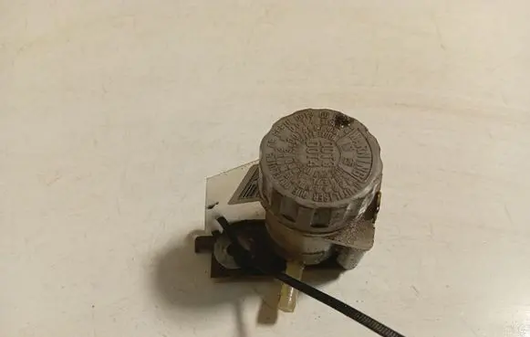 Honda Accord Brake fluid reservoir