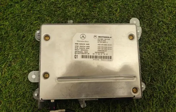 Mercedes-Benz S W221 Bluetooth control unit module A2218708685 A2218703126 DB70039858