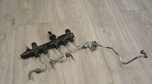 Peugeot Boxer Fuel distributor 967430008005