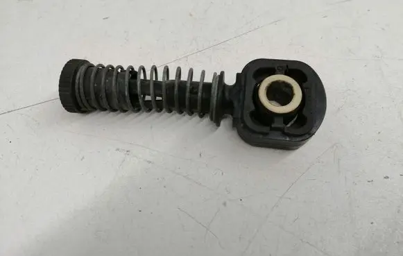 Volkswagen PASSAT B6 Gear shift cable linkage 1J0711761B