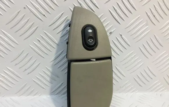 Jaguar XJ X308 Electric window control switch