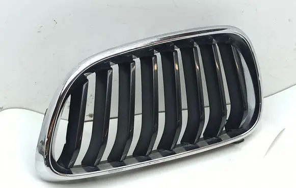 BMW 2 F22 F23 Front bumper upper radiator grill 7295521 7295525 7295523